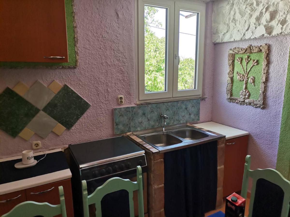 Apartman Sirena Pićan Eksteriør bilde