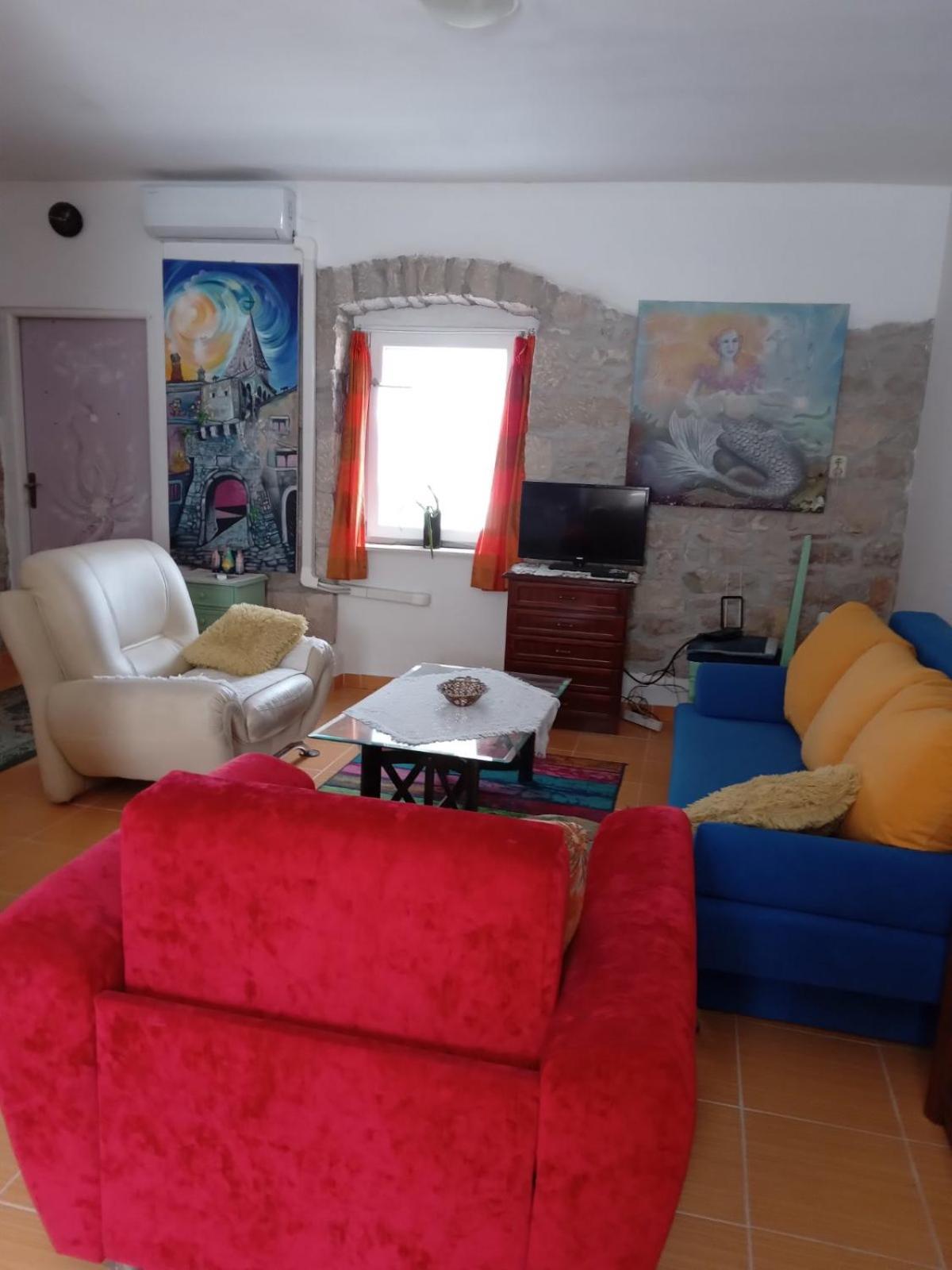 Apartman Sirena Pićan Eksteriør bilde